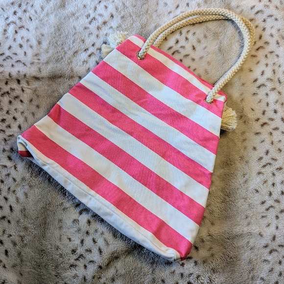 Victoria Secret Beach Tote - Picture 5 of 8